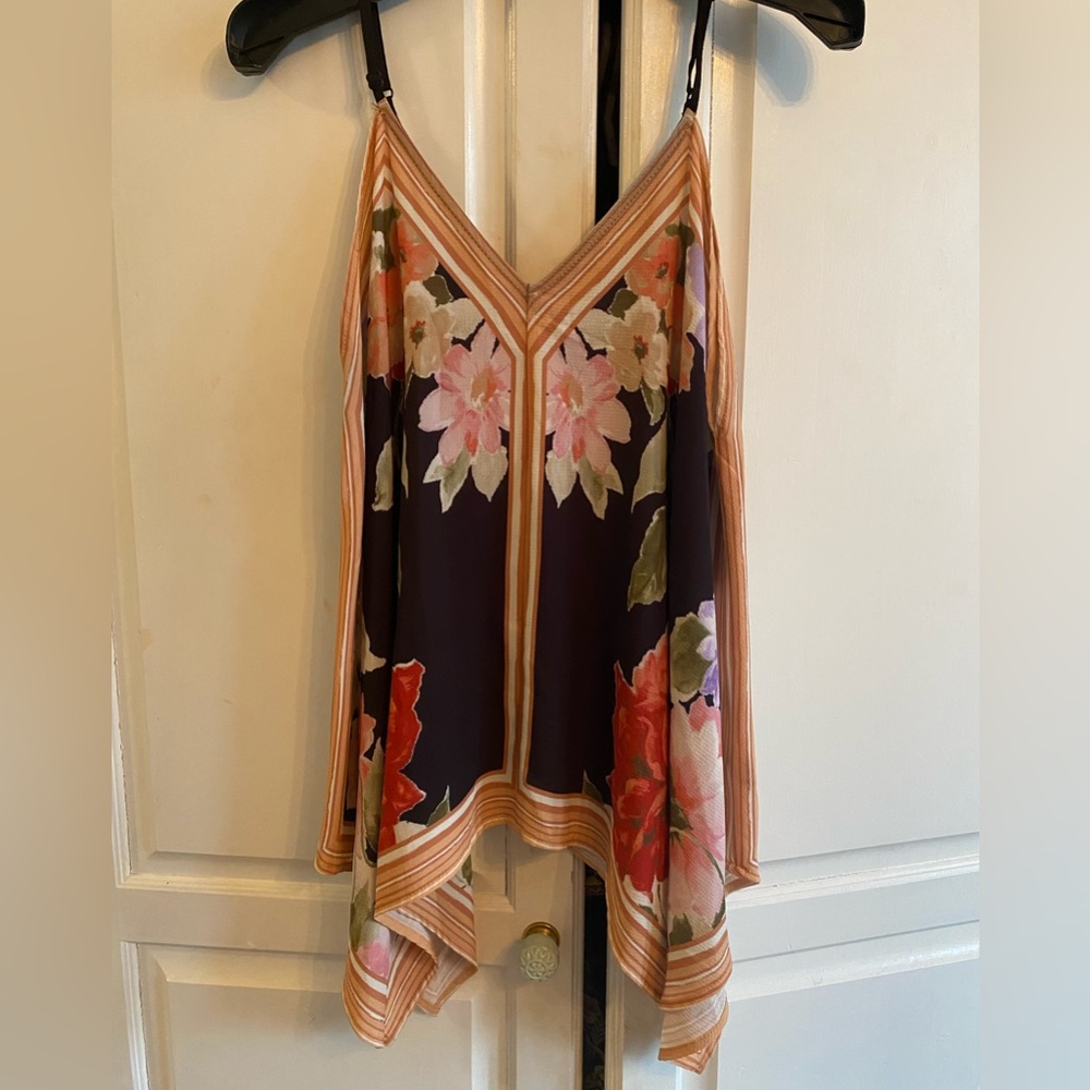 EUC Jealous Tomato Handkerchief Top